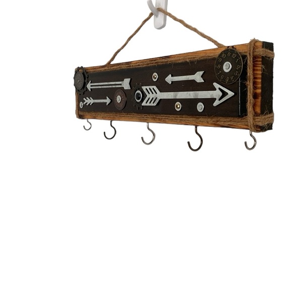 Teresa Kale Wooden Enamel Metal Time Compass Bow Wall Hanging Organizer Decor - Picture 3 of 8